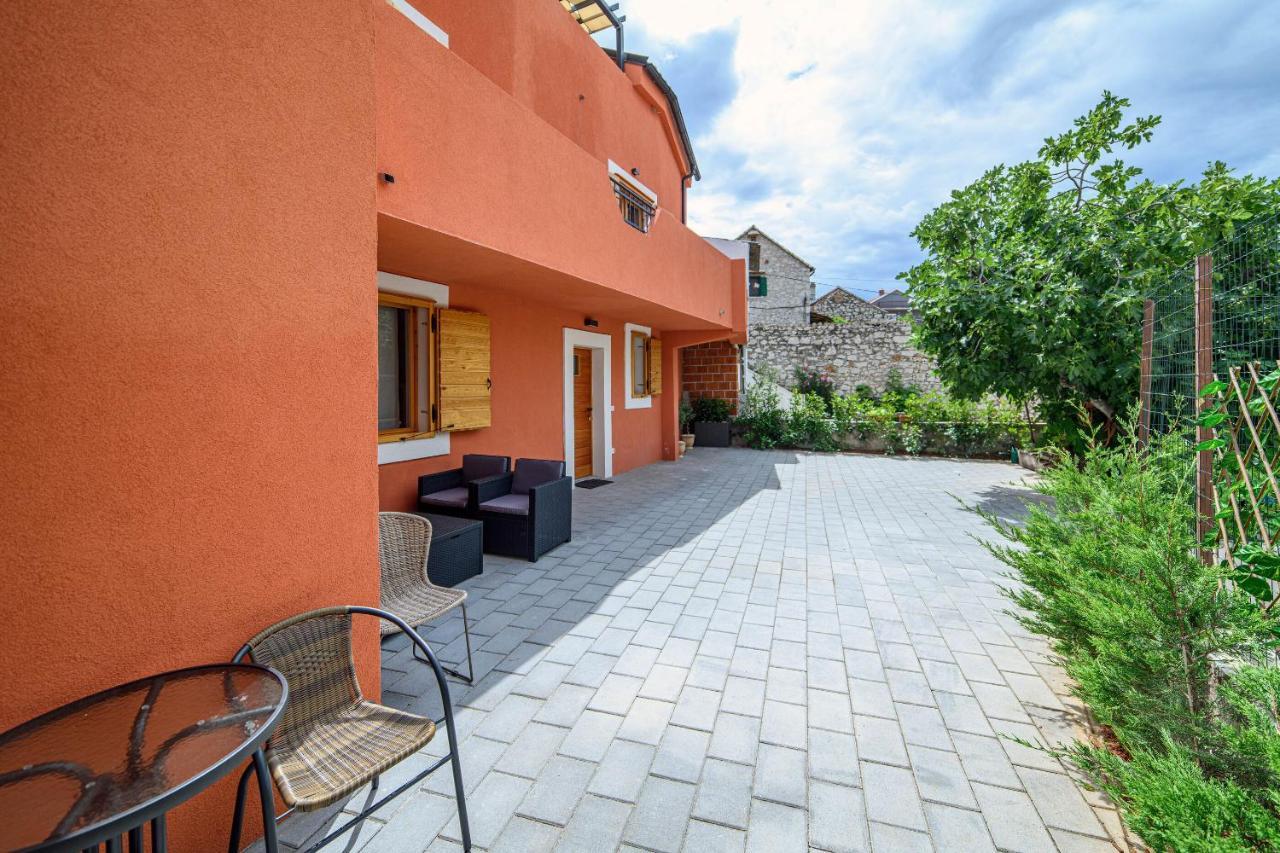 Apartments Orsula Near Old Town Šibenik Exterior foto